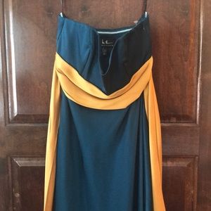Nicole Miller Vintage 100% Silk Dress